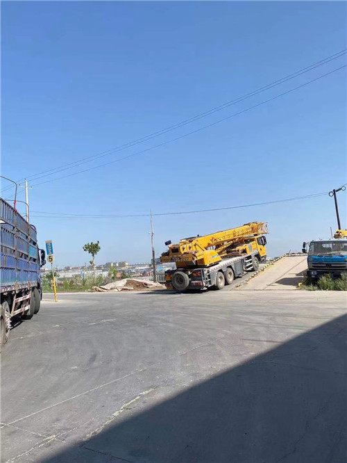 殷都区25吨吊车的租赁价格大概是多少？