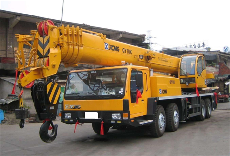 殷都区吊车出租选择重点